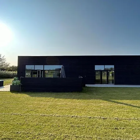 펜션 Aatami - 500m From The Sea By Interhome *