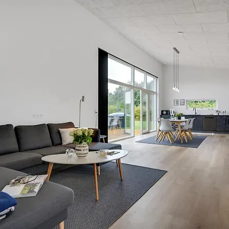 펜션 Aatami - 500m From The Sea By Interhome *
