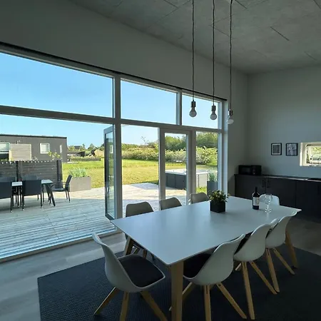 Aatami - 500m From The Sea By Interhome 오더